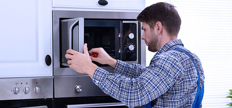 Anova Residential Microwave Repair in Saskatoon